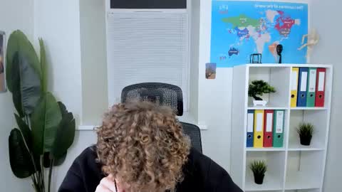 Nathan online show from November 15, 3:03 pm