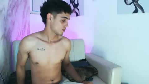 nathan_shimmer online show from May 28, 9:24 pm
