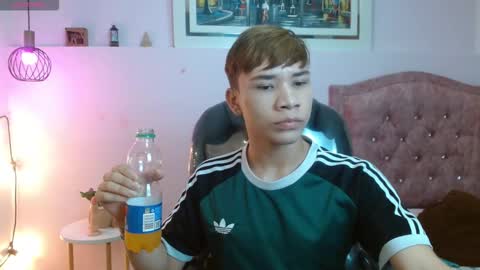 nathanclay online show from November 12, 2:50 am