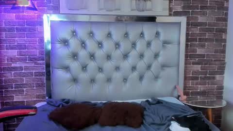 Snapshot of nathanclay chatting on September 21, 6:35 am nathanclay online show from September 21, 6:35 am