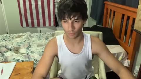 native_boy2 online show from December 3, 6:08 am