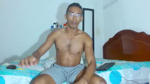Snapshot of naughty_ares chatting on October 6, 1:32 am naughty_ares online show from October 6, 1:32 am