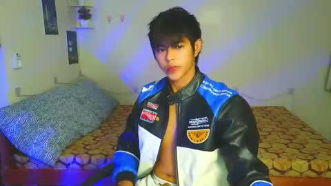 Loue online show from October 31, 11:02 am