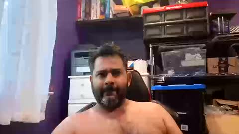 sakhtlaundaz online show from October 10, 8:24 pm