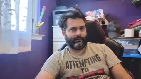 sakhtlaundaz online show from February 7, 8:53 pm