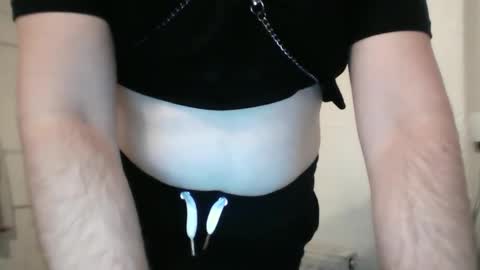 navel_gazing_submissive online show from September 9, 7:35 pm