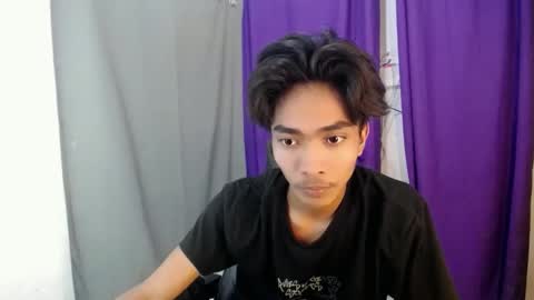 neil_asian69 online show from March 17, 11:57 am