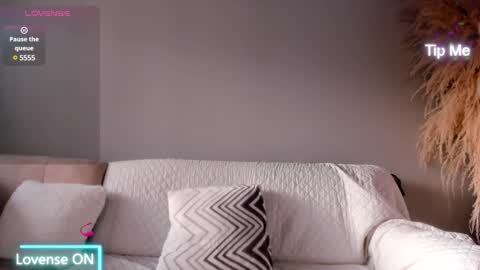 Jordan online show from January 24, 11:59 am