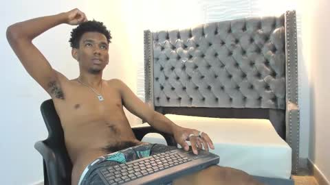 Snapshot of nero_reyd chatting on October 23, 8:34 pm Nero online show from October 23, 8:34 pm