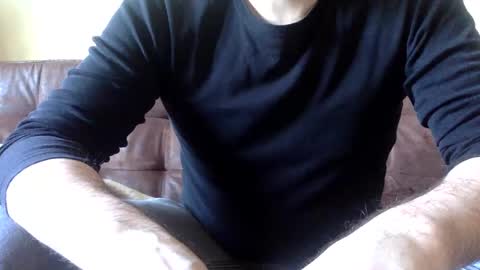 Snapshot of neu242gierig chatting on February 18, 11:11 am Neu242Gierig online show from February 18, 11:11 am