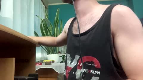 Snapshot of neverland966 chatting on October 12, 8:36 pm Mark online show from October 12, 8:36 pm