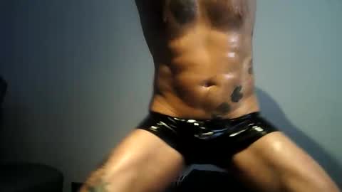 newcamboy1 online show from February 6, 12:40 am