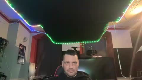 newguy2025 online show from December 15, 11:40 am