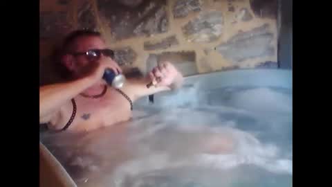 Snapshot of newfun11 chatting on October 8, 6:56 pm newfun11 online show from October 8, 6:56 pm