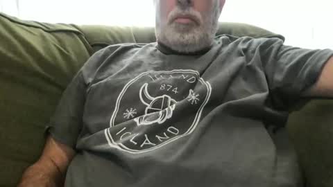 Snapshot of newtman68 chatting on October 18, 2:44 pm newtman68 online show from October 18, 2:44 pm