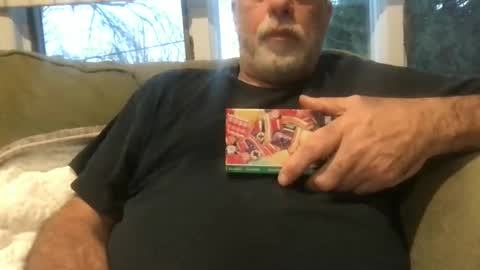 Snapshot of newtman68 chatting on December 27, 9:32 pm newtman68 online show from December 27, 9:32 pm