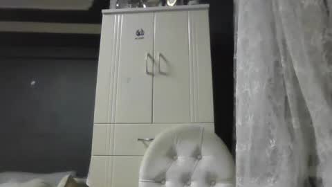 newworld0 online show from December 27, 5:59 pm