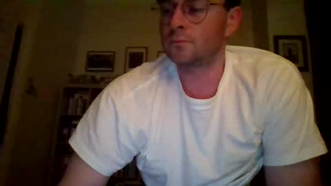 niallthewanderer online show from June 19, 11:42 pm