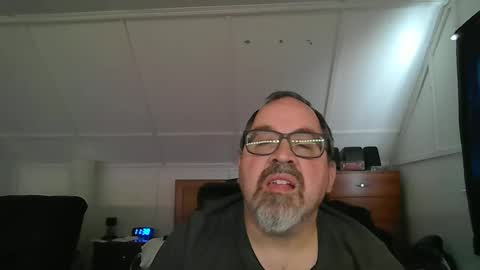 niceguy7208 online show from November 1, 3:38 pm