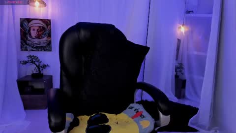 nick fenix online show from June 21, 2:17 am