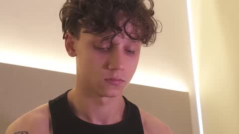 Snapshot of nicky_neal chatting on October 21, 12:36 am Nicky Neal online show from October 21, 12:36 am