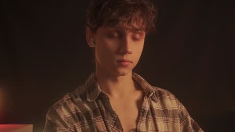 Snapshot of nicky_neal chatting on February 7, 8:31 pm Nicky Neal online show from February 7, 8:31 pm