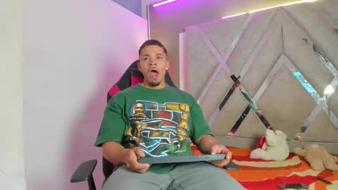 nico_blaze7 online show from February 5, 12:56 pm