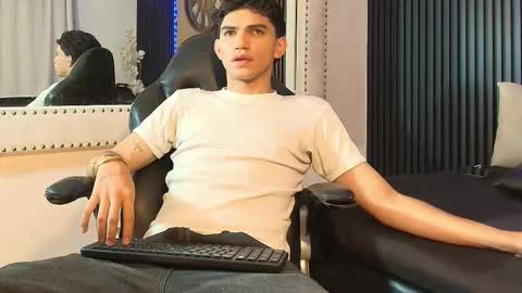 nico_monroet online show from May 27, 9:56 pm