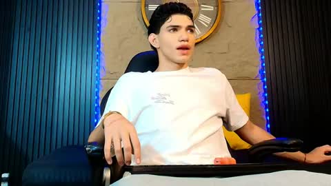 nico_monroet online show from April 30, 9:41 pm