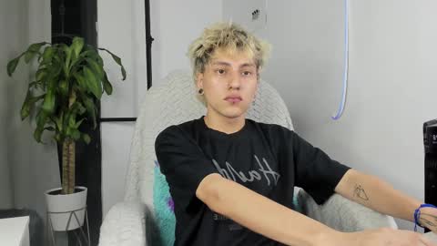 Snapshot of nico_nico_xd chatting on October 1, 5:55 am Nico  online show from October 1, 5:55 am
