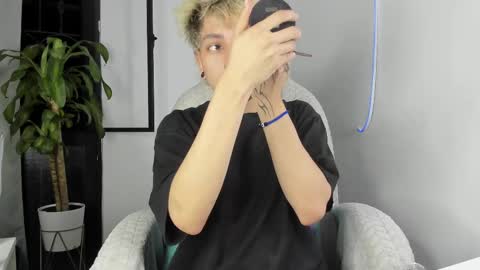 Snapshot of nico_nico_xd chatting on September 28, 7:17 am Nico  online show from September 28, 7:17 am