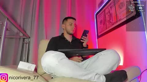 Nicolas online show from March 3, 5:04 am