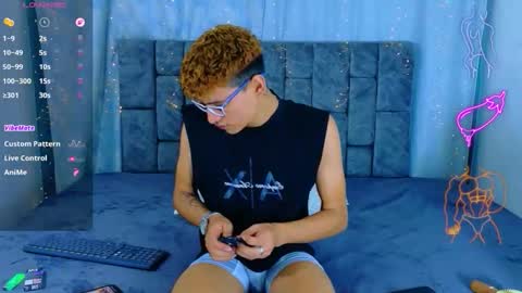 nicolastorres__ online show from May 19, 4:19 am