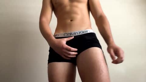 Snapshot of nightwin69 chatting on October 19, 5:27 pm nightwin69 online show from October 19, 5:27 pm