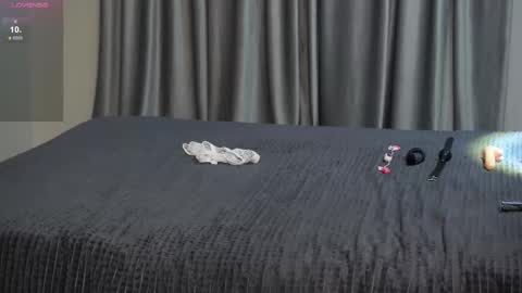 Nik online show from October 17, 7:29 pm