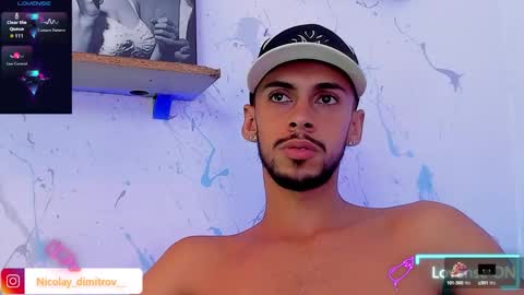 Snapshot of nikolay_dimitrov chatting on October 15, 1:24 am    online show from October 15, 1:24 am