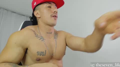 Snapshot of nikolaylisin chatting on February 26, 6:58 am Niko online show from February 26, 6:58 am