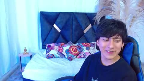 Niko online show from February 6, 2:25 pm