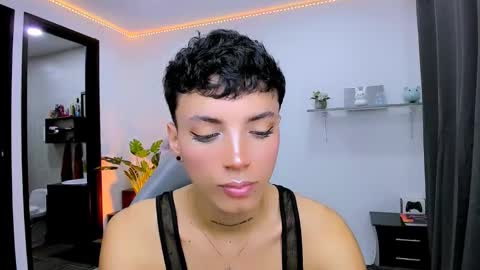 Nilam online show from September 26, 1:03 am