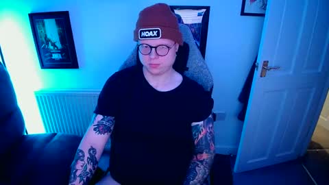 Snapshot of nlrb93 chatting on January 21, 6:55 pm BNate93 online show from January 21, 6:55 pm