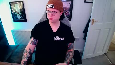 Snapshot of nlrb93 chatting on December 15, 2:05 pm BNate93 online show from December 15, 2:05 pm