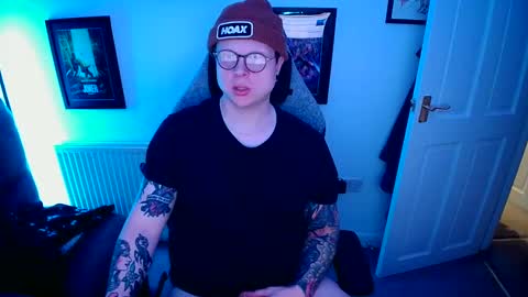 Snapshot of nlrb93 chatting on January 3, 7:39 pm BNate93 online show from January 3, 7:39 pm