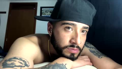 noa_bonucci online show from February 19, 3:28 am