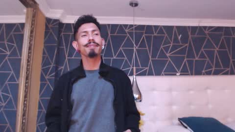 Noah online show from February 26, 12:23 am