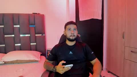 NOAH online show from November 12, 10:36 pm