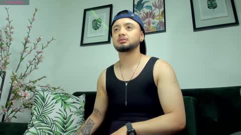 Noah  online show from January 27, 12:12 am