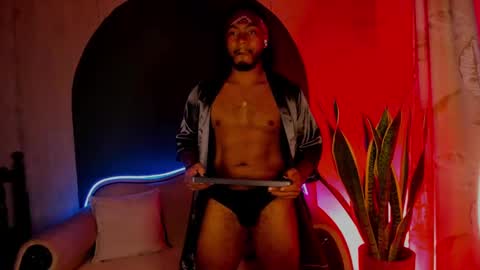 Noah online show from February 27, 12:52 am