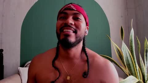 Noah online show from February 14, 9:43 pm