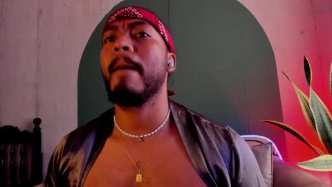 Noah online show from January 31, 6:47 pm