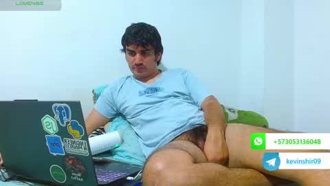 noah_meyer_ online show from November 28, 2:48 am